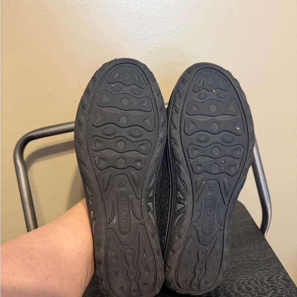 Skechers Relaxed Fit Black Memory Foam Slip On Shoes Size 9 - Picture 10 of 11
